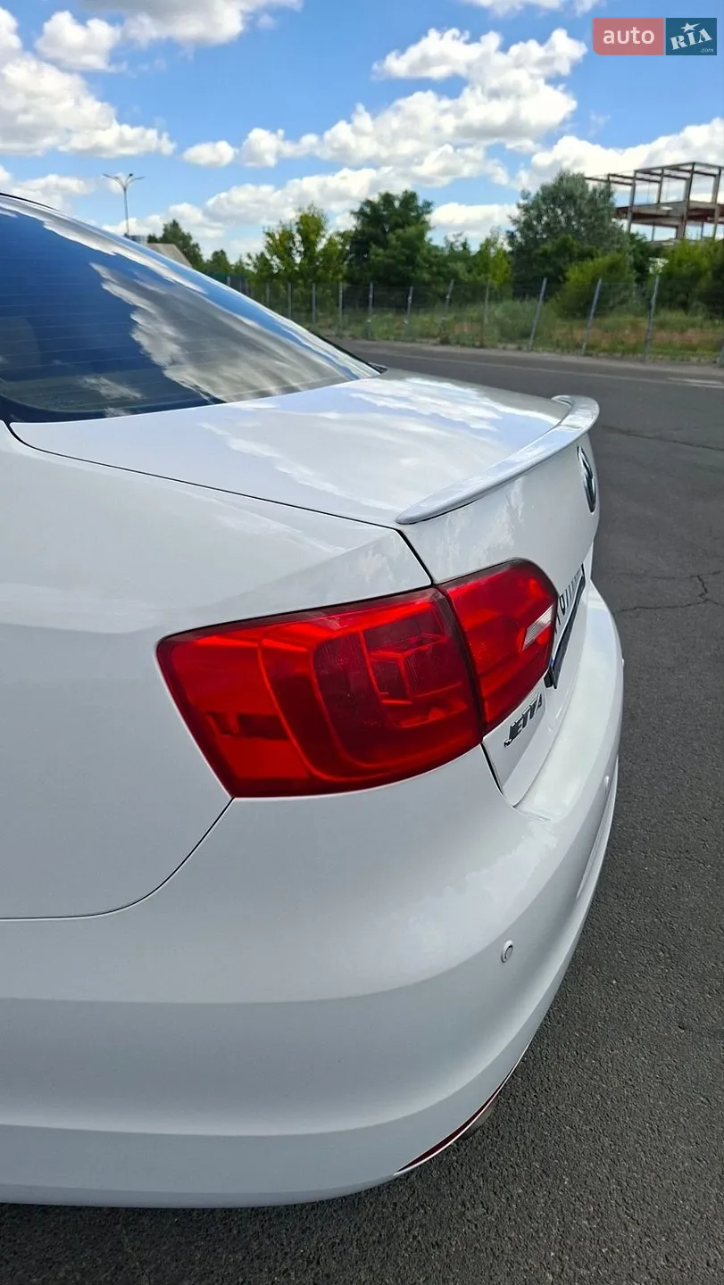 2012 Volkswagen Jetta - мініатюра 6