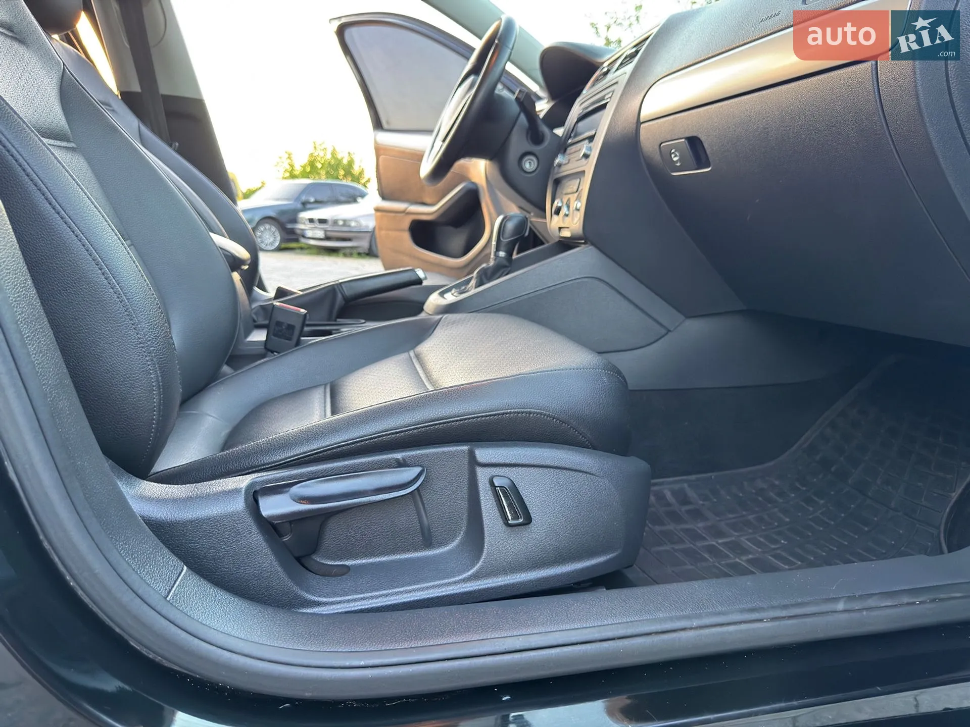 2014 Volkswagen Jetta - мініатюра 39