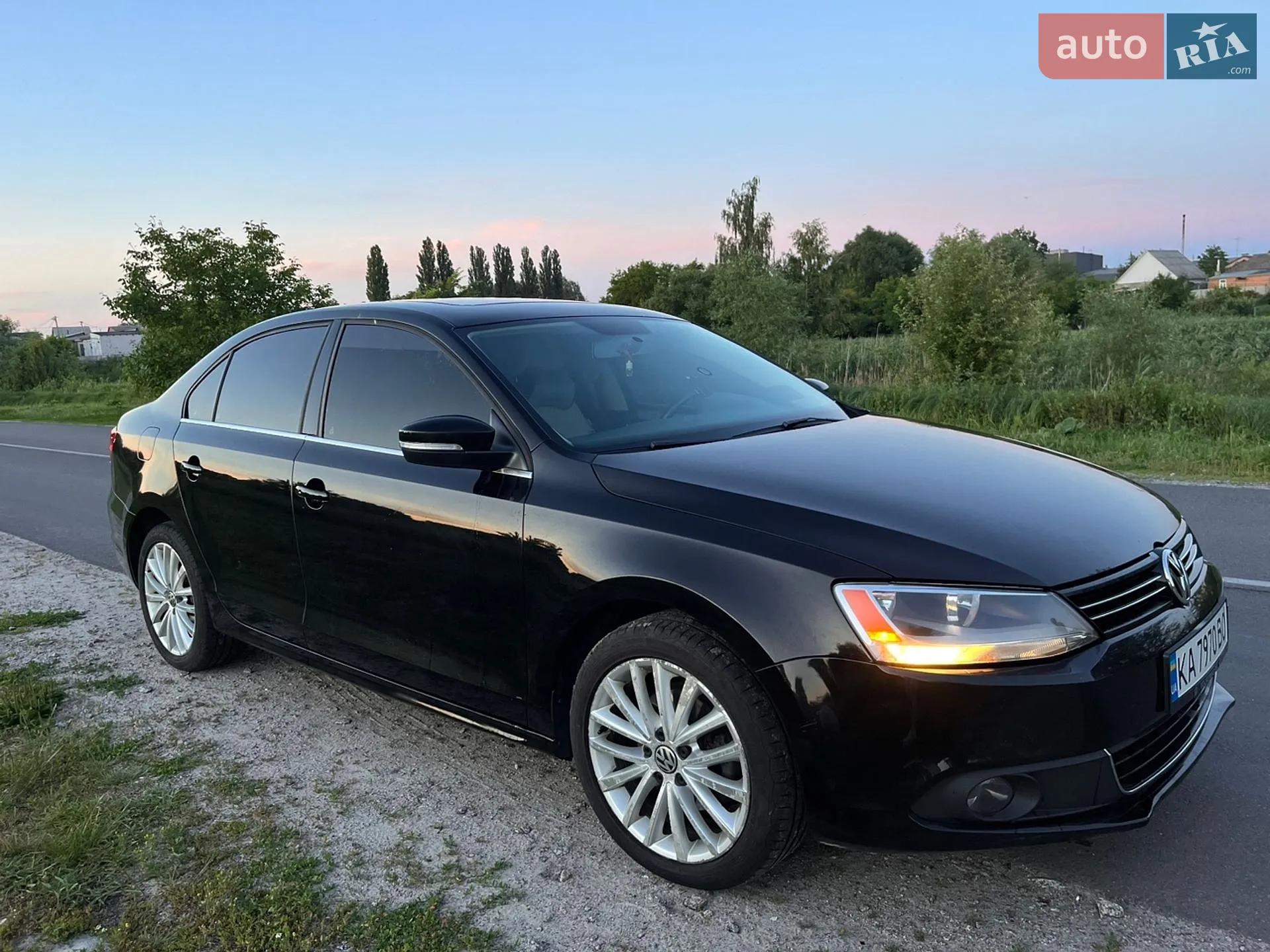 2011 Volkswagen Jetta - мініатюра 2