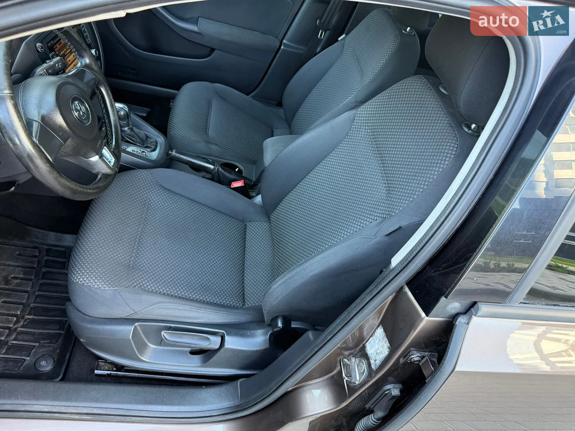 2011 Volkswagen Jetta - мініатюра 44