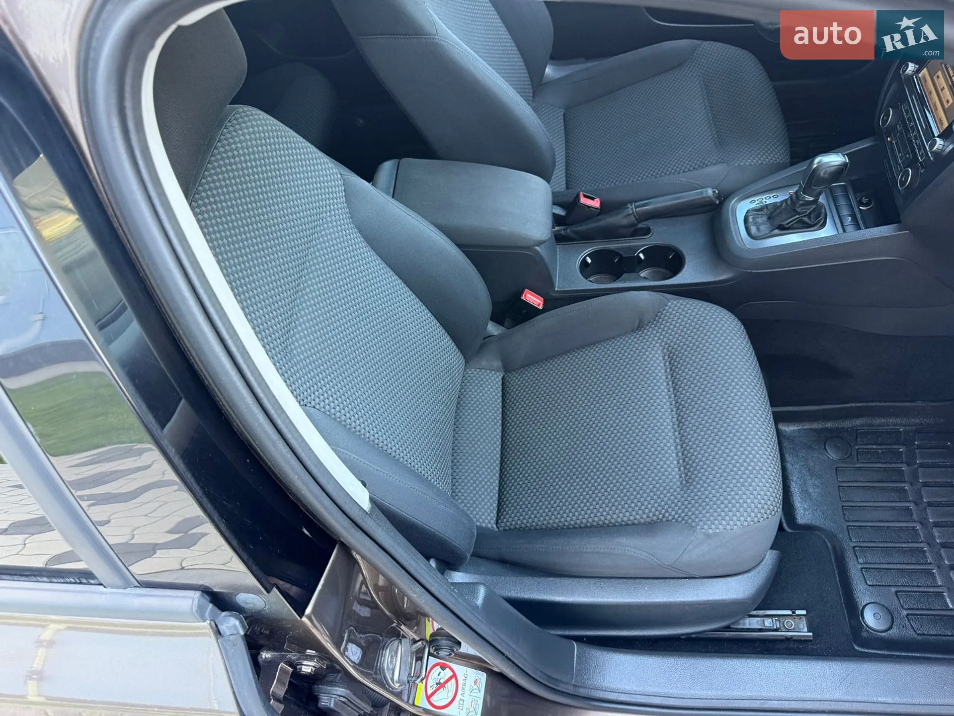 2011 Volkswagen Jetta - мініатюра 60