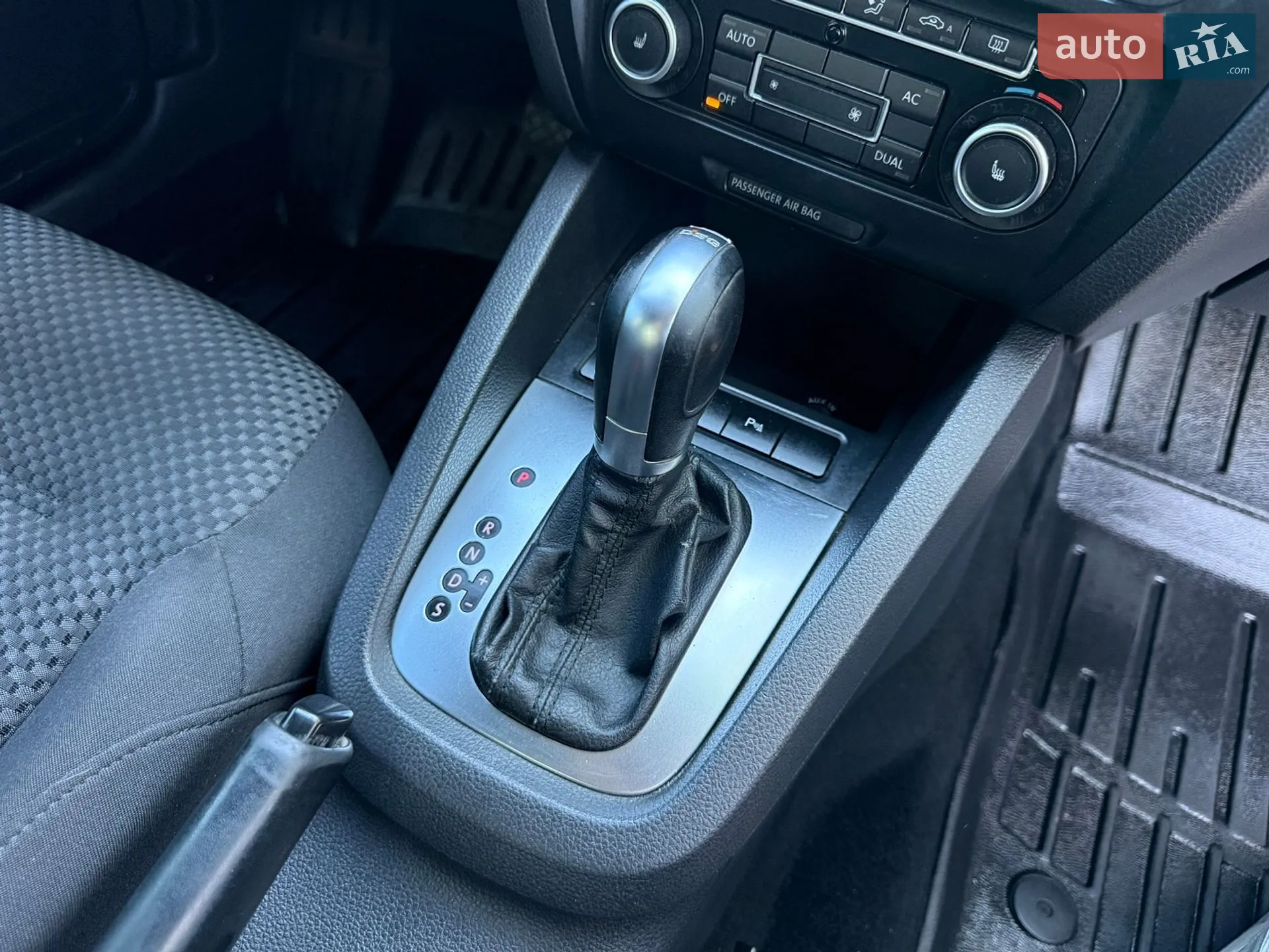 2011 Volkswagen Jetta - мініатюра 63