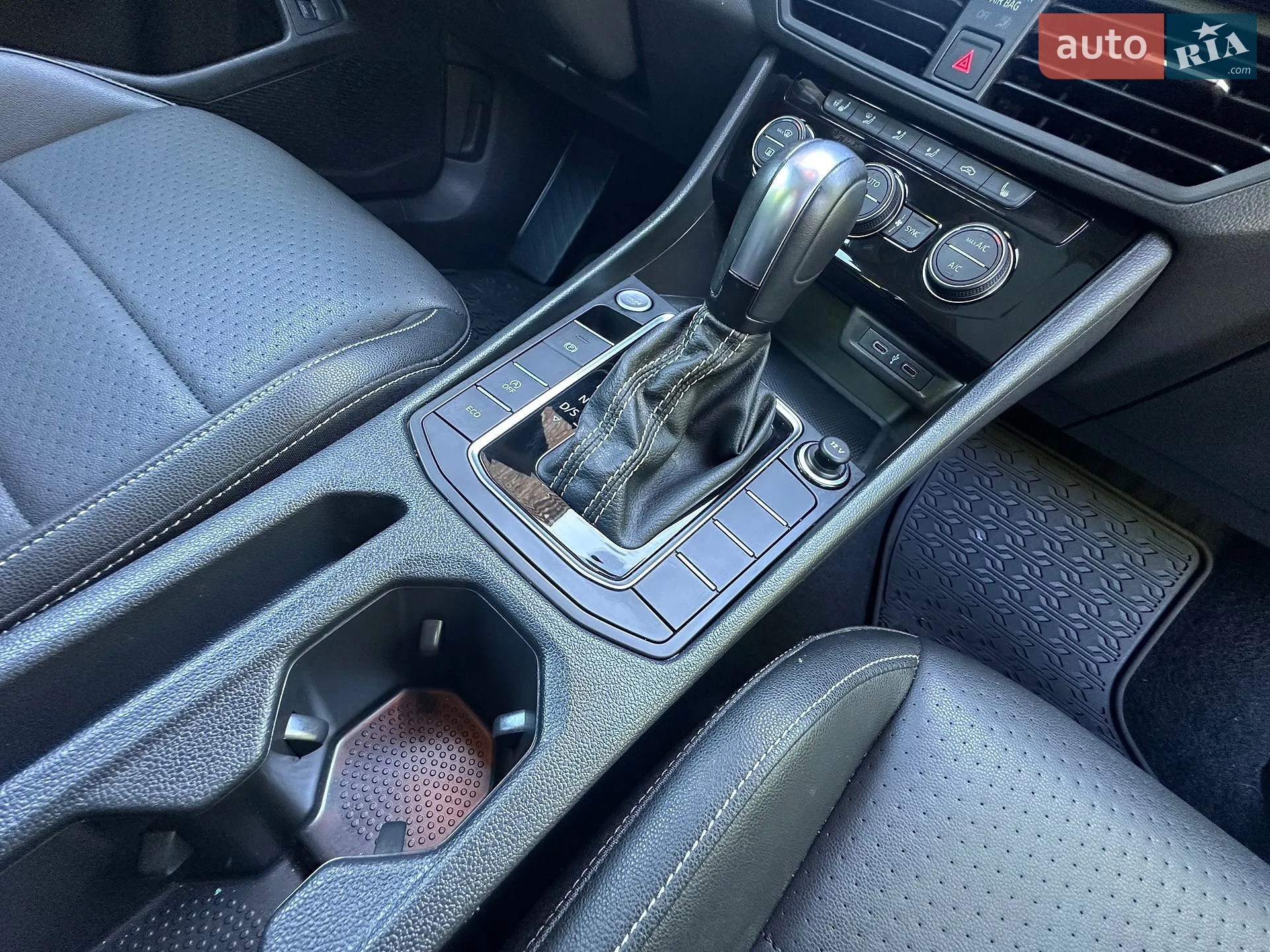 2020 Volkswagen Jetta - мініатюра 28