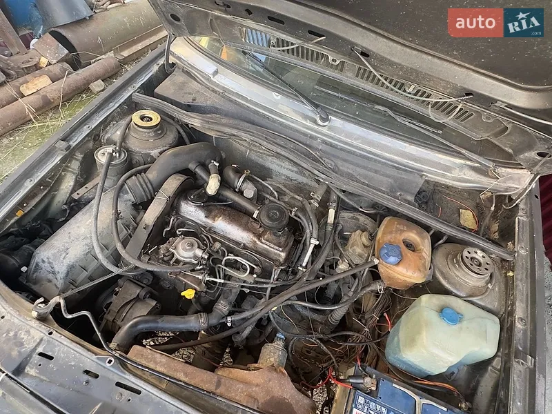 Volkswagen Jetta 1984 VIN WVWZZZ16ZFW155319 фото оголошення 5 з 40