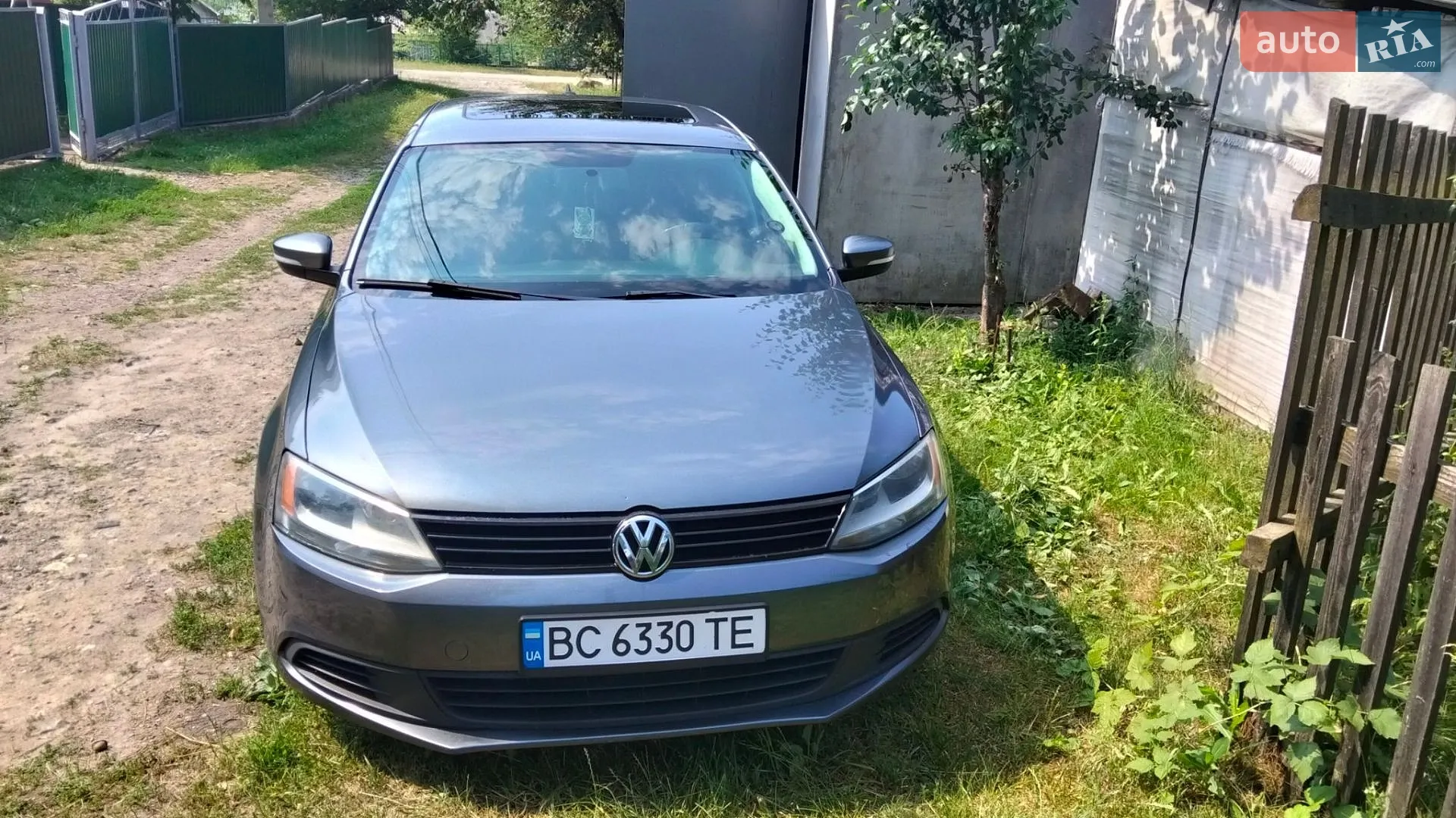 2011 Volkswagen Jetta - фото 1