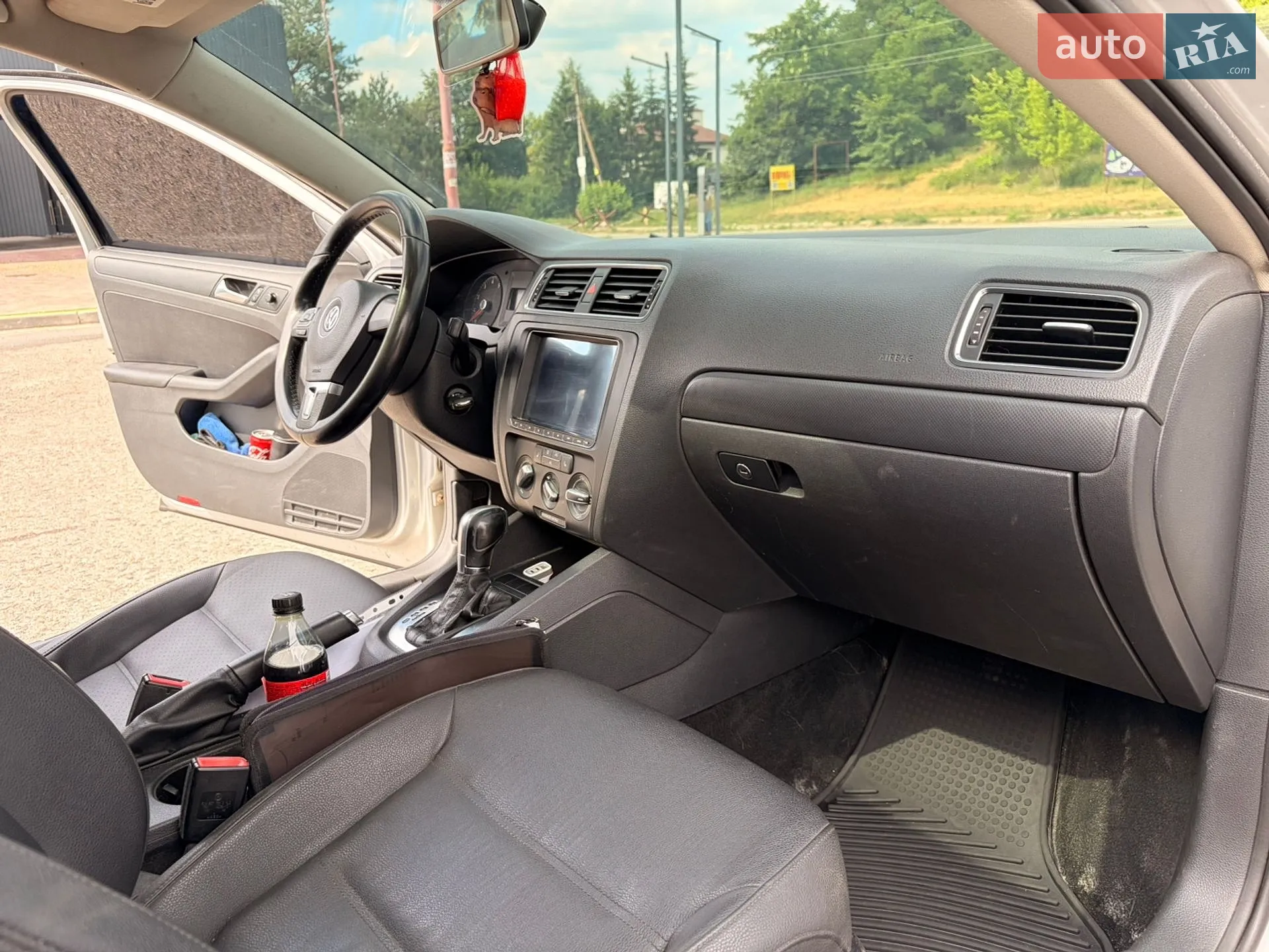 2010 Volkswagen Jetta - мініатюра 17