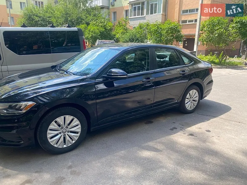 Volkswagen Jetta 2019