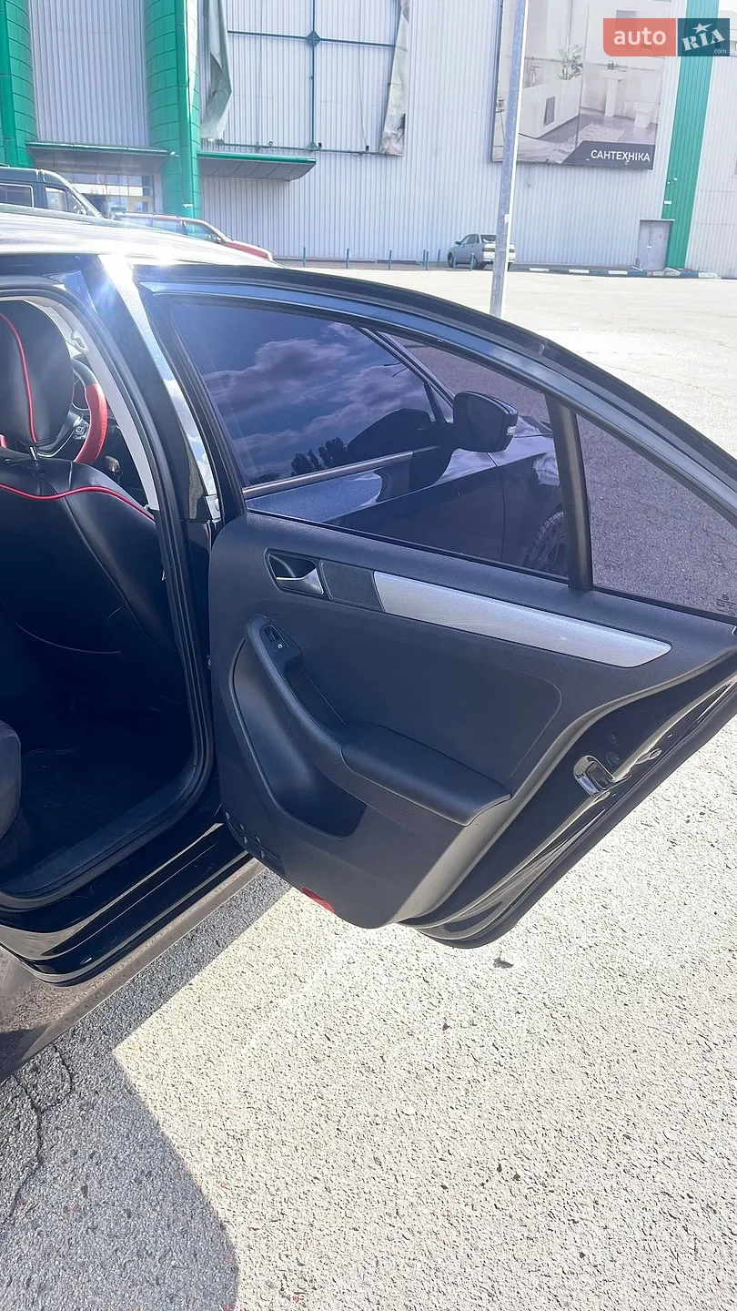 2015 Volkswagen Jetta - мініатюра 24