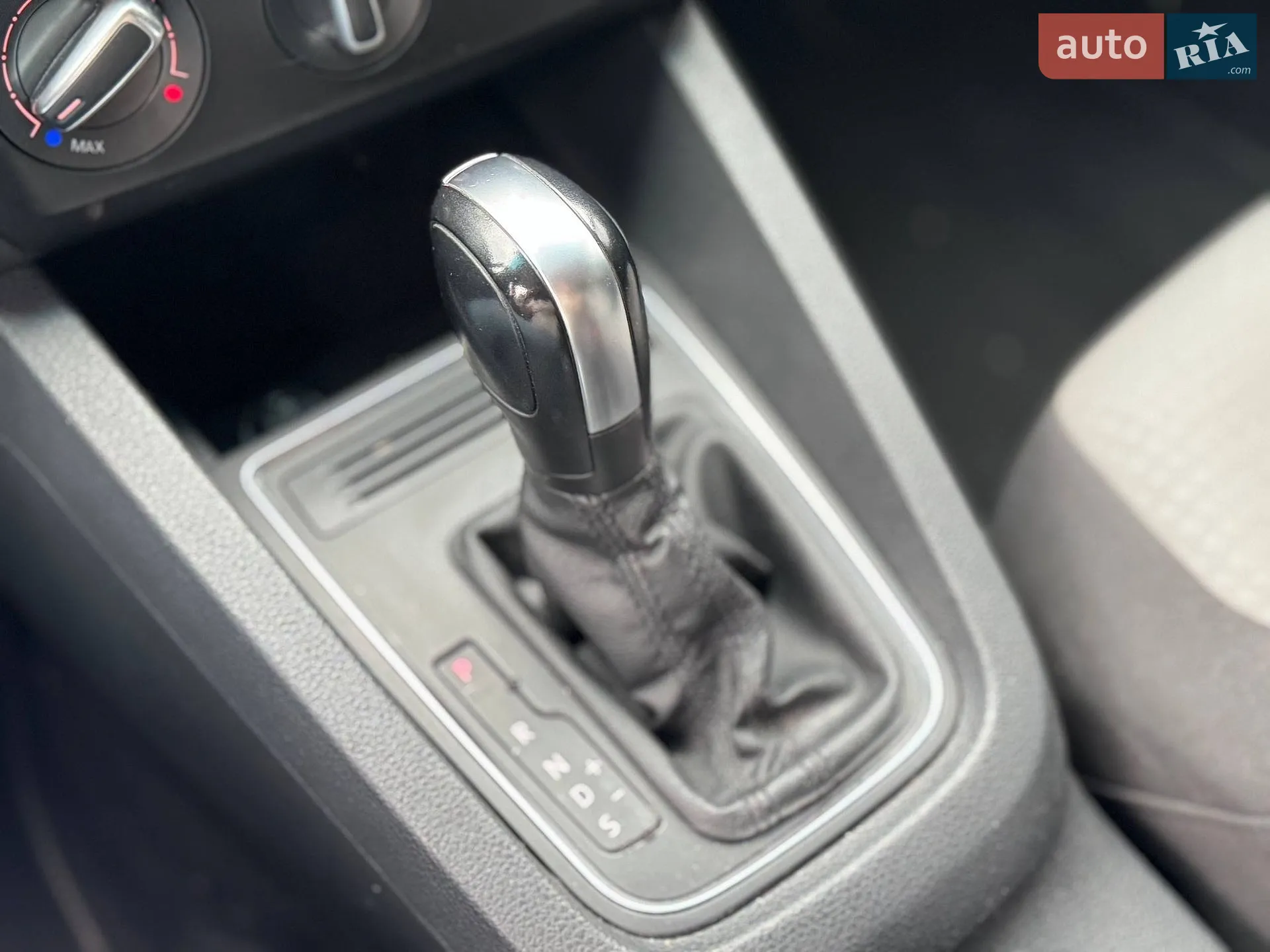 2016 Volkswagen Jetta - мініатюра 21