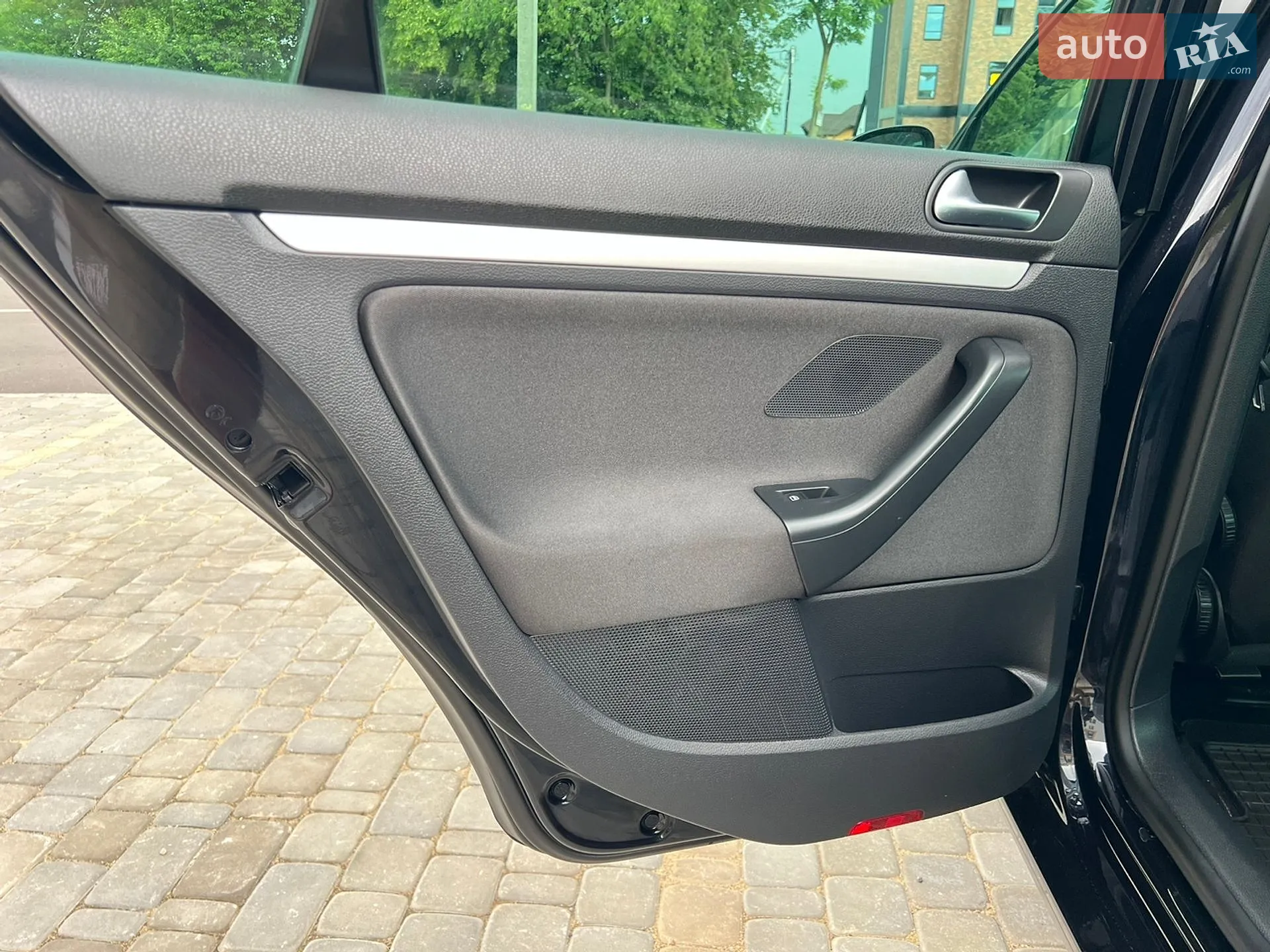 2010 Volkswagen Jetta - мініатюра 13