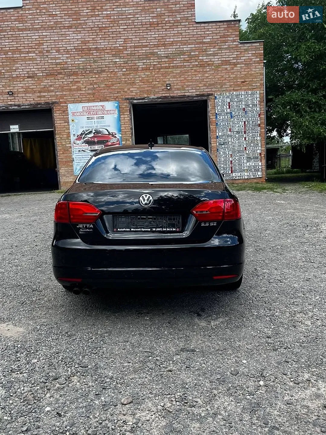 2011 Volkswagen Jetta - мініатюра 2