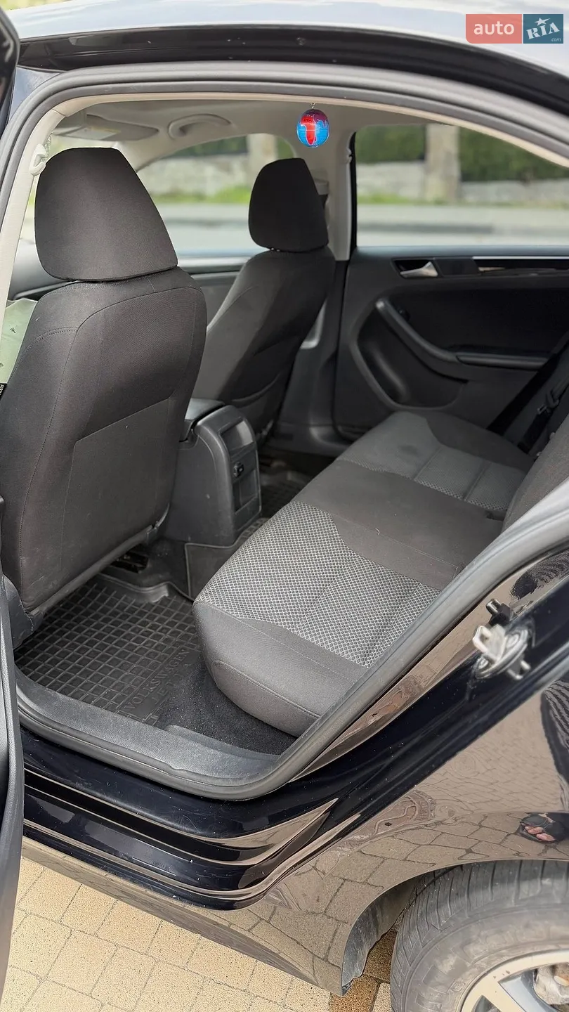 2014 Volkswagen Jetta - мініатюра 25