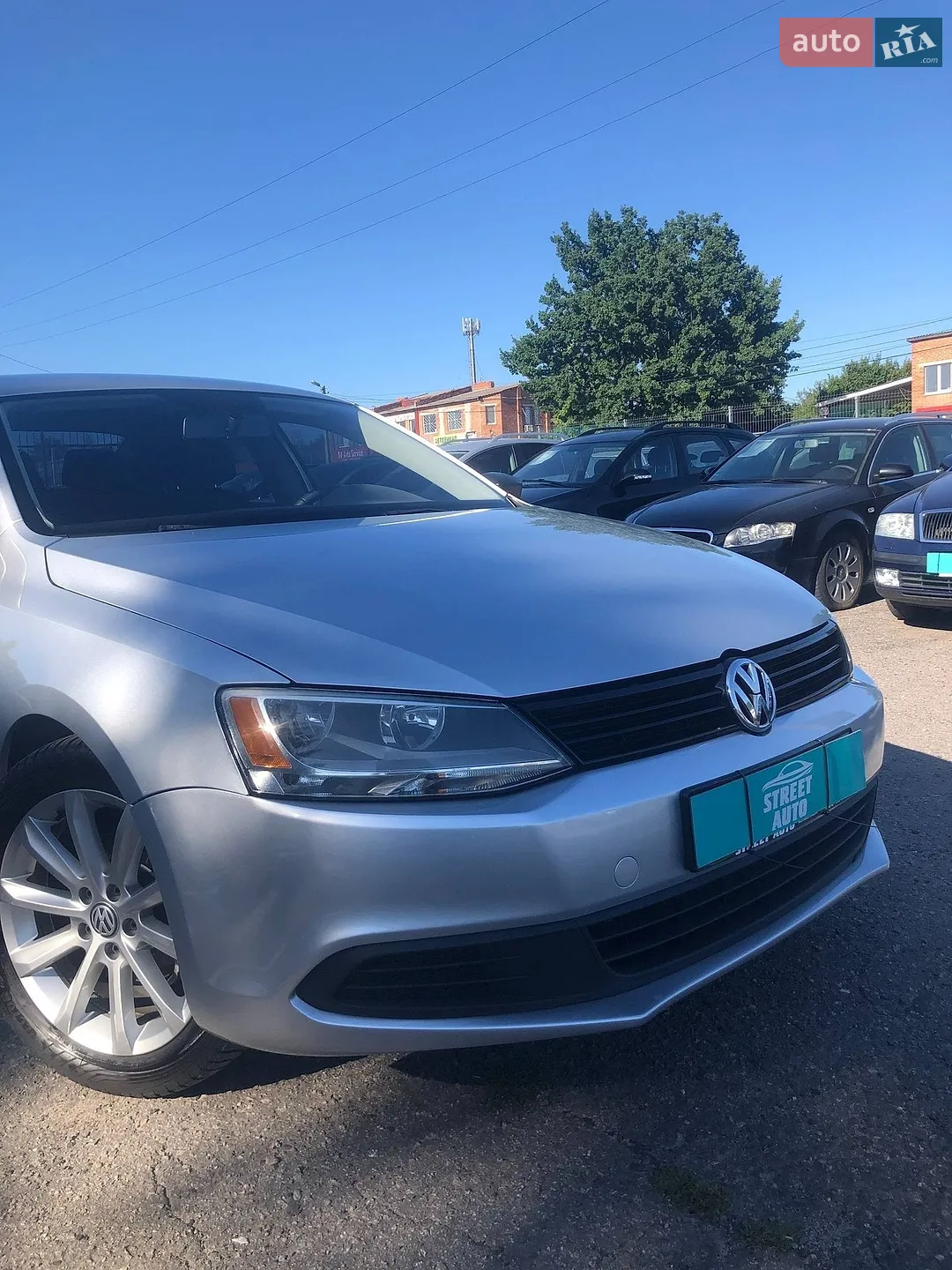 2011 Volkswagen Jetta - мініатюра 2