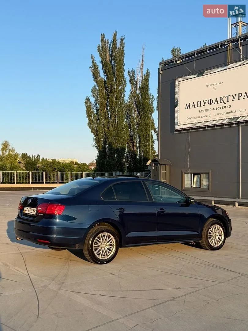 2012 Volkswagen Jetta - мініатюра 2