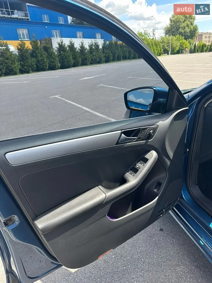 2017 Volkswagen Jetta - мініатюра 29