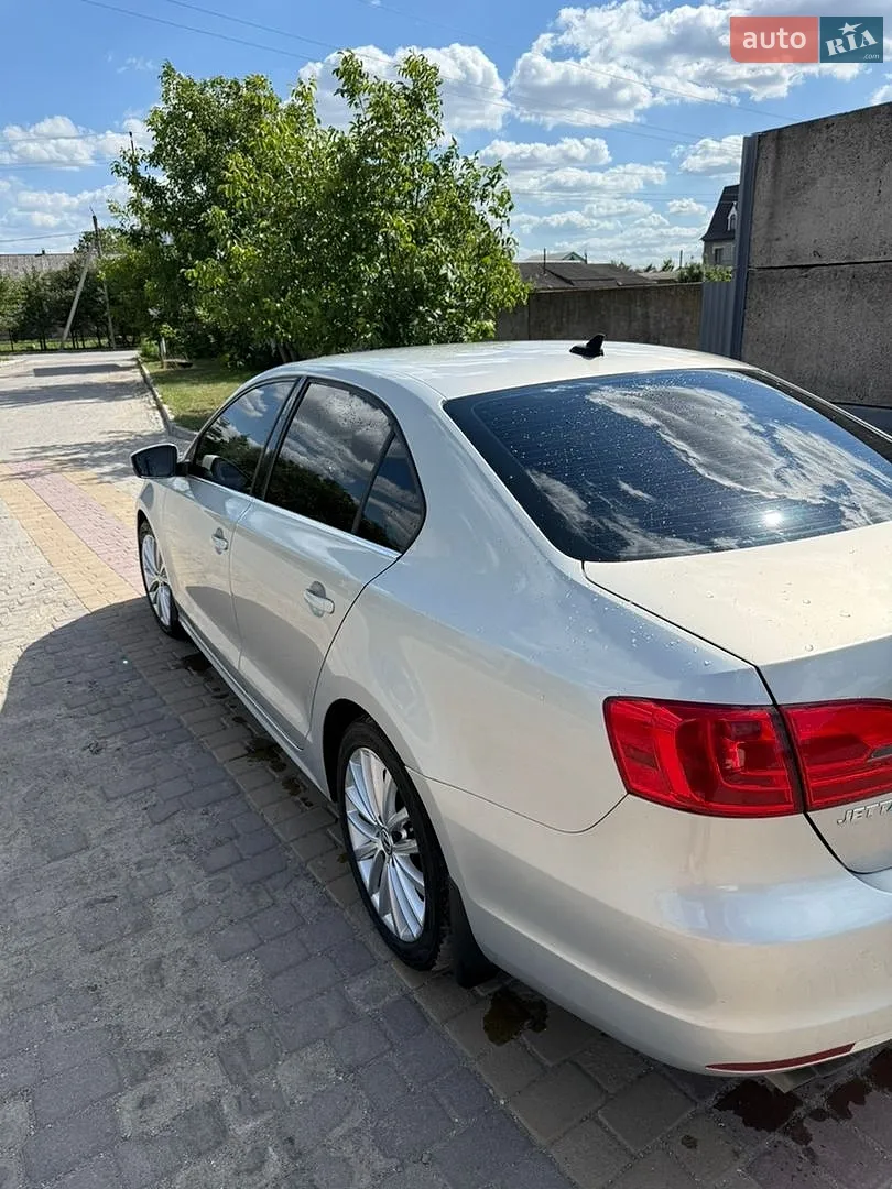 2011 Volkswagen Jetta - мініатюра 9