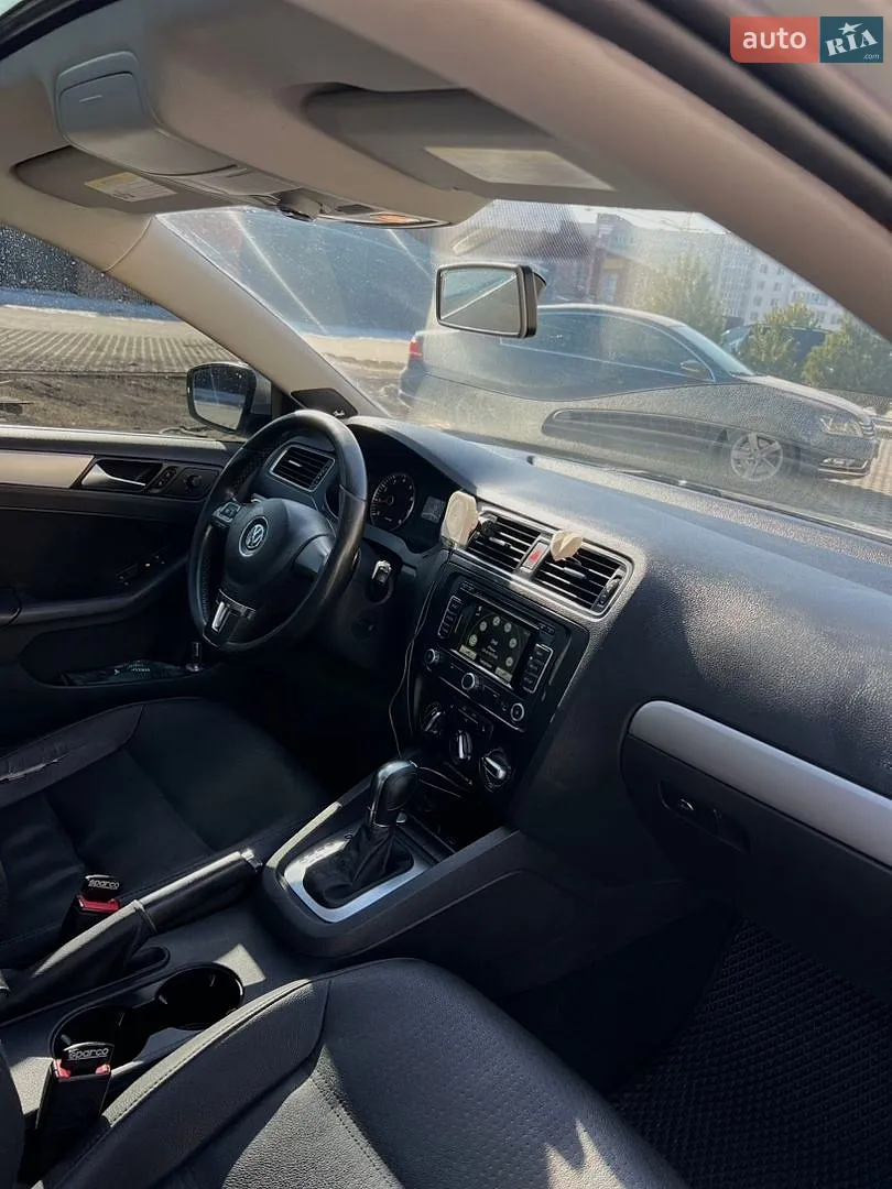 2011 Volkswagen Jetta - мініатюра 21