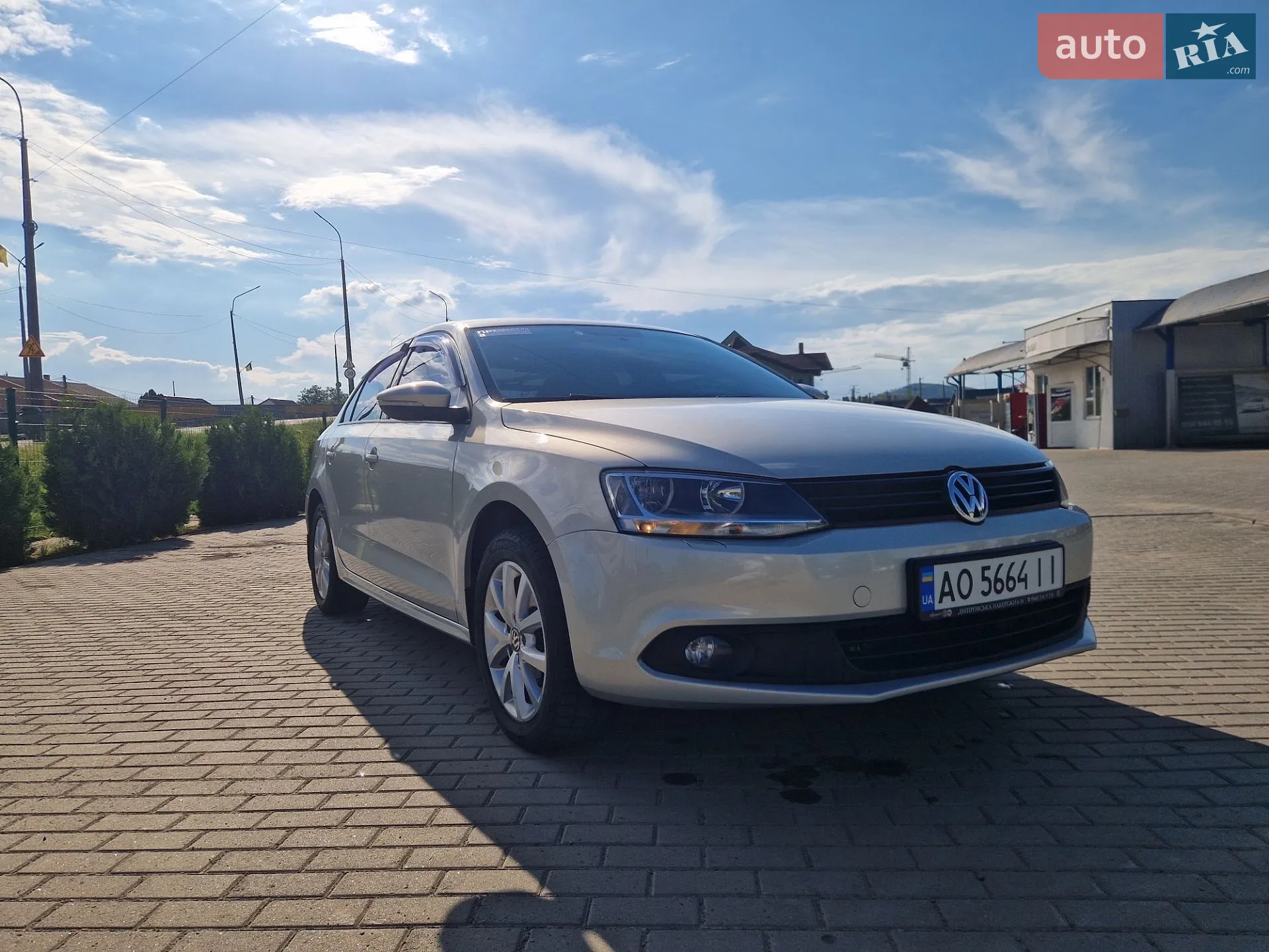 2011 Volkswagen Jetta - мініатюра 2