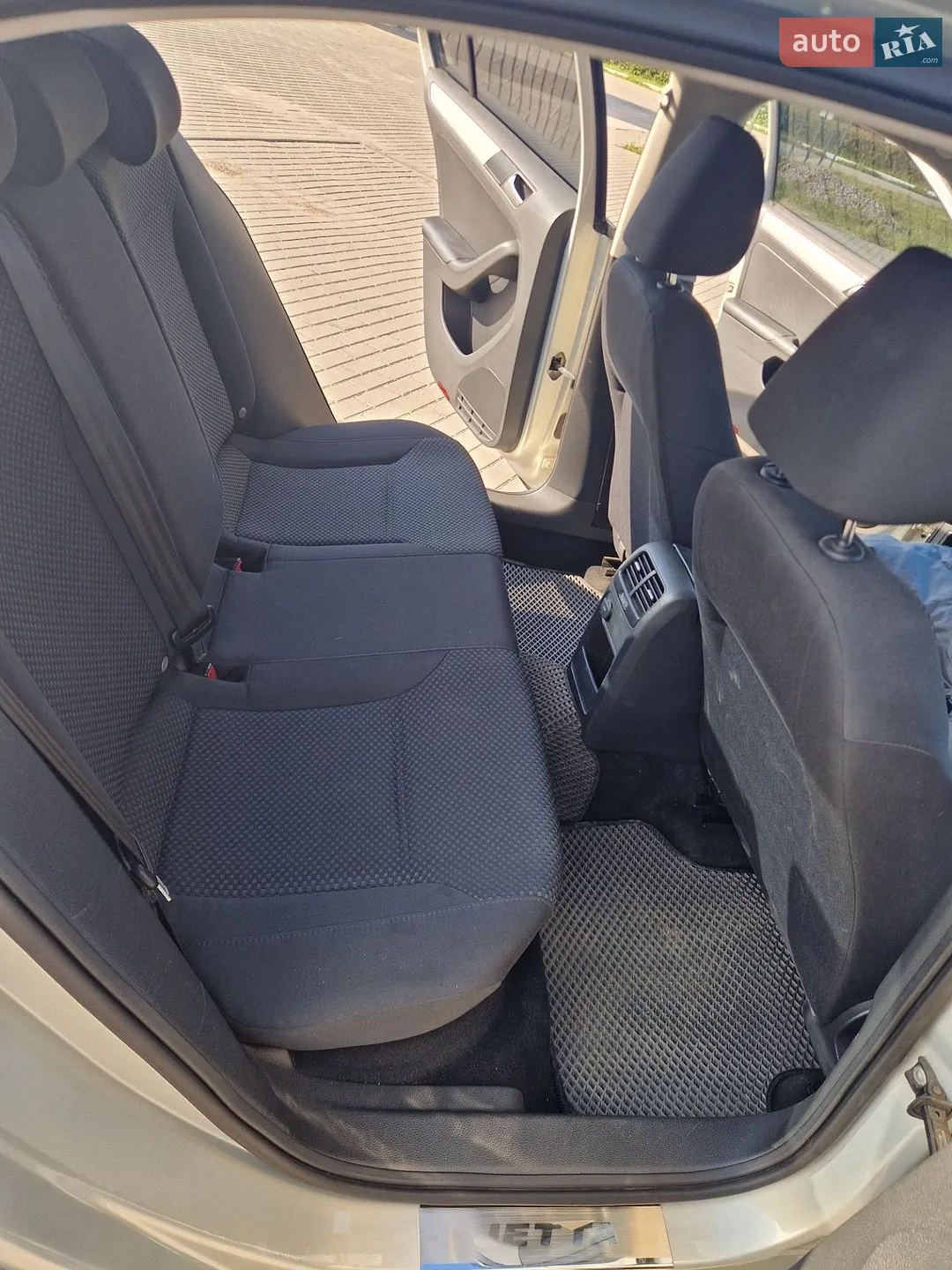 2011 Volkswagen Jetta - мініатюра 15