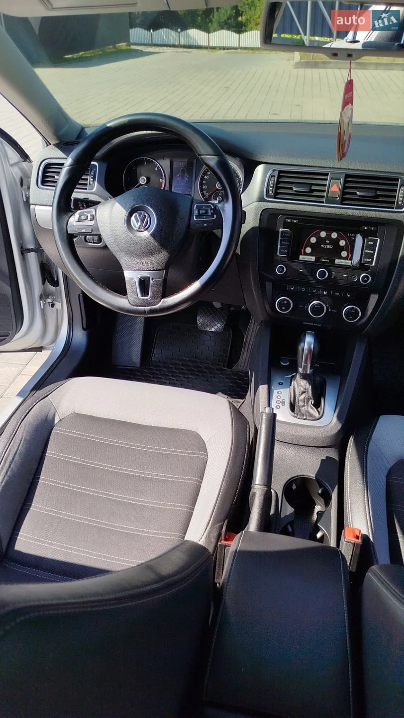 2013 Volkswagen Jetta - мініатюра 27