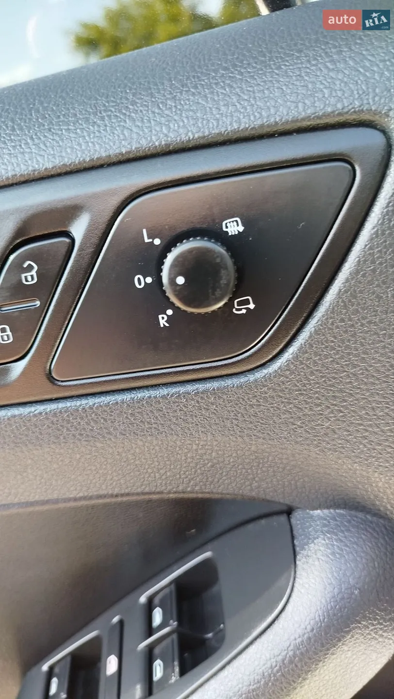 2013 Volkswagen Jetta - мініатюра 40