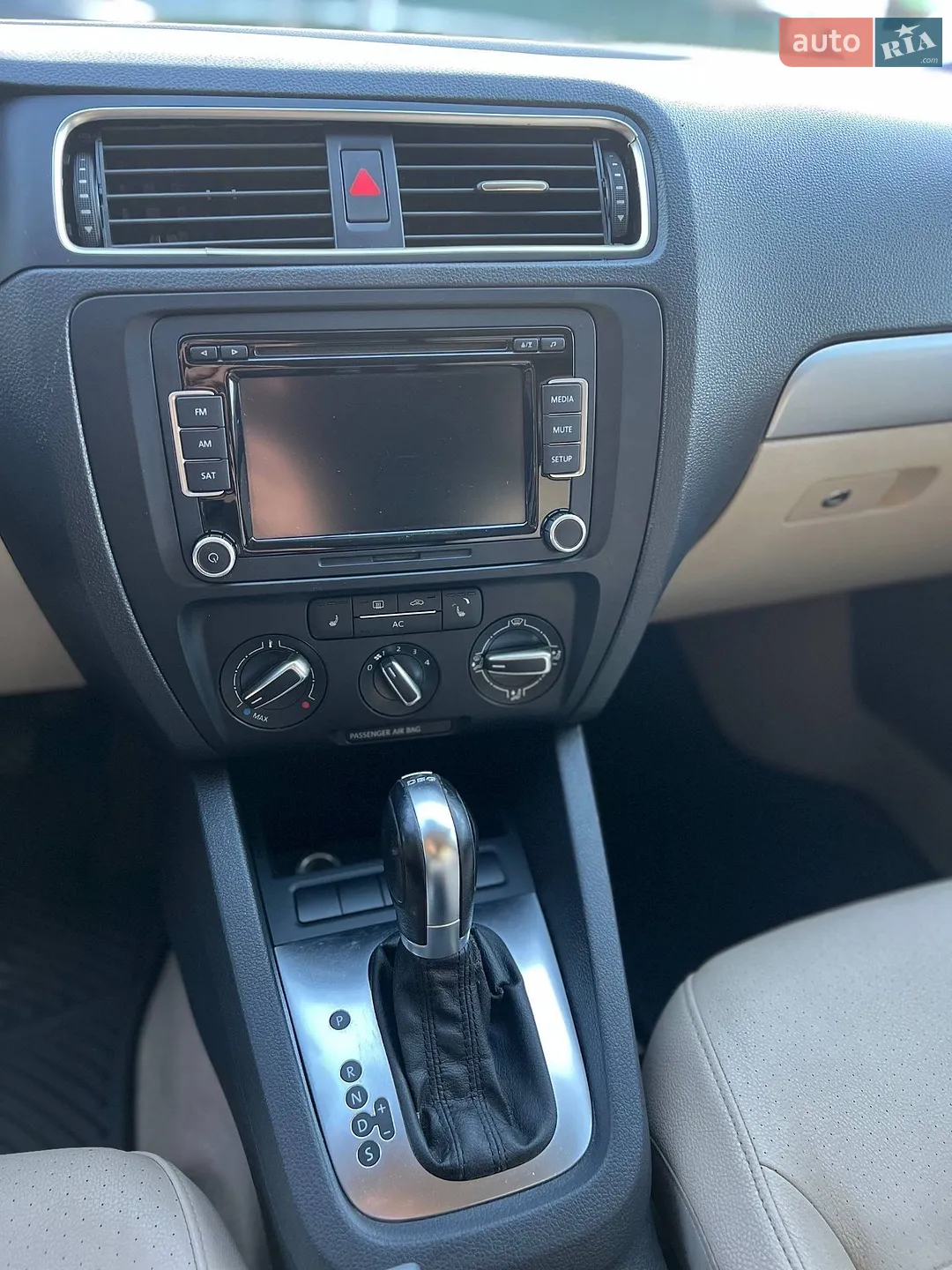 2011 Volkswagen Jetta - мініатюра 3