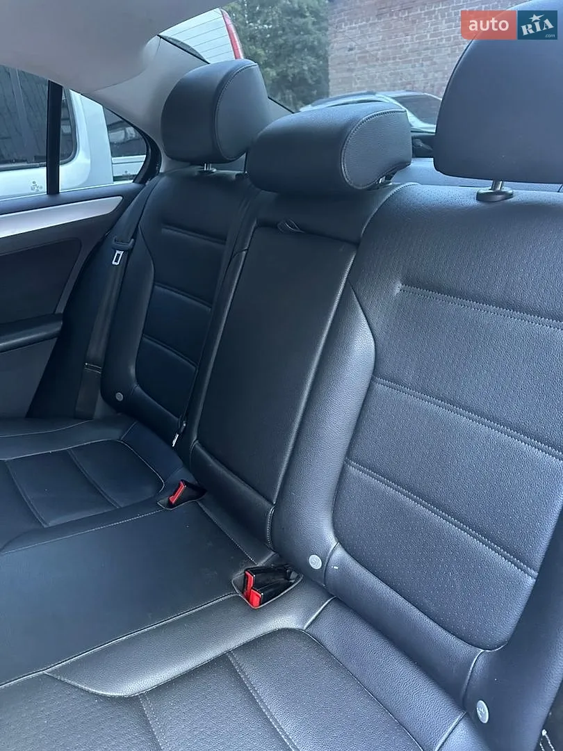 2012 Volkswagen Jetta - мініатюра 9
