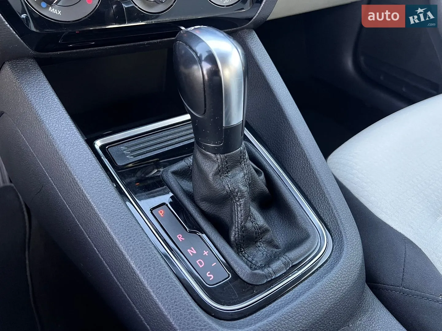 2014 Volkswagen Jetta - мініатюра 20
