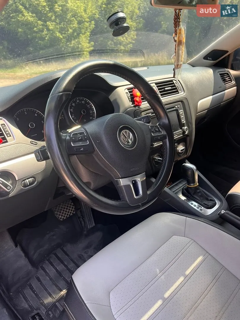 2011 Volkswagen Jetta - мініатюра 14
