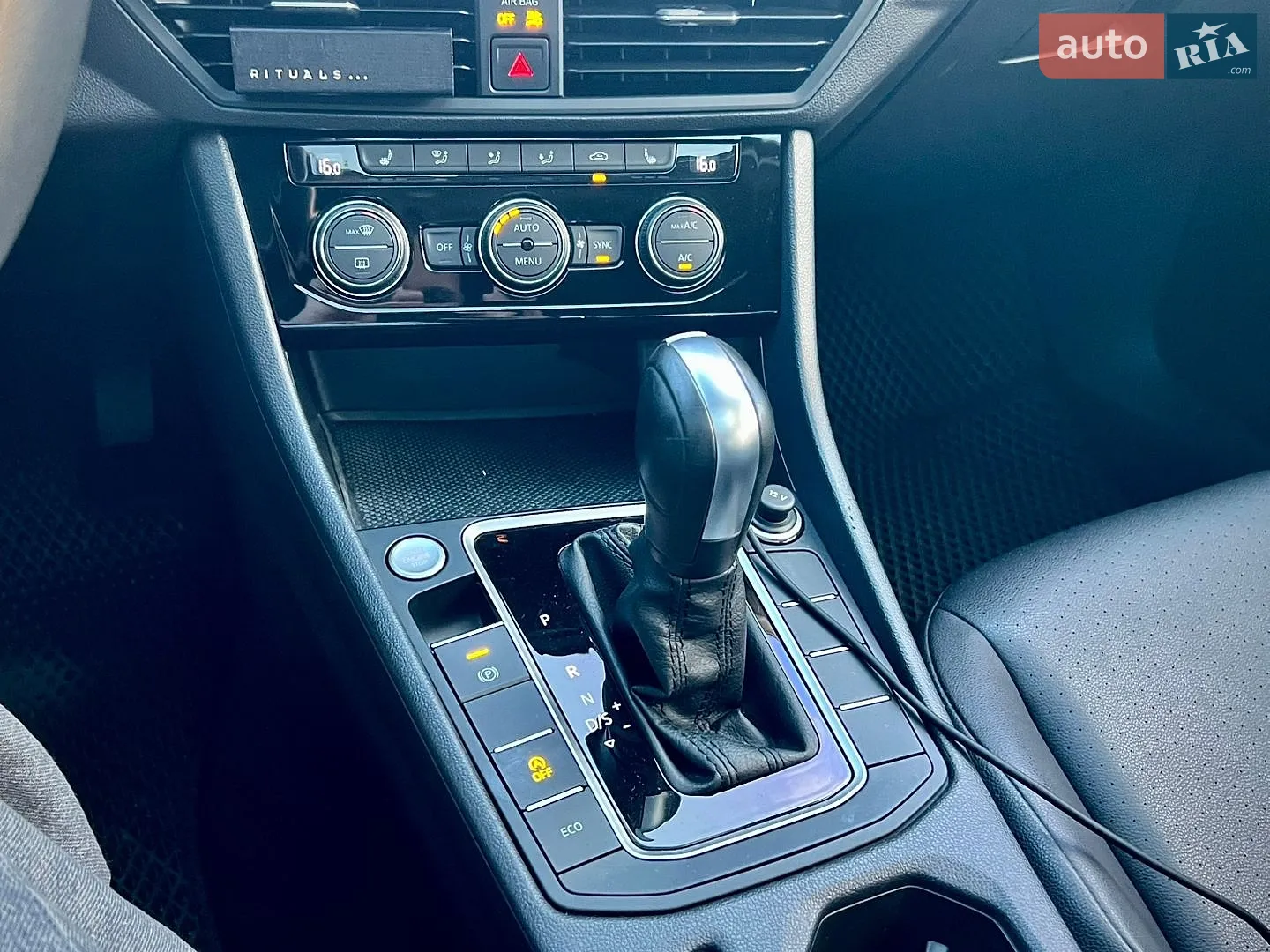 2020 Volkswagen Jetta - мініатюра 24