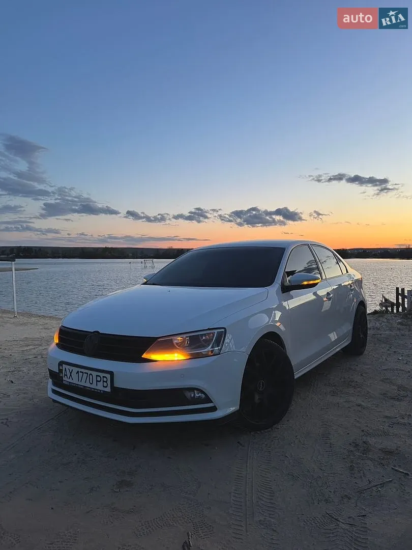 2016 Volkswagen Jetta - фото 1