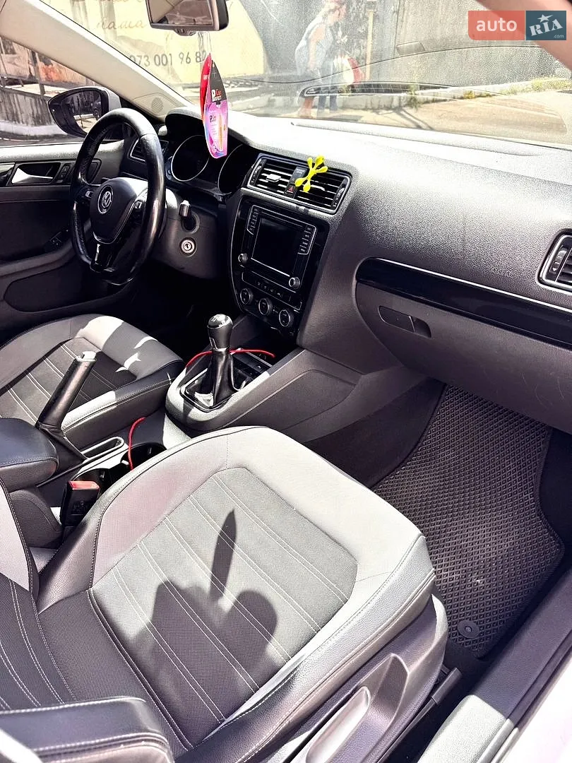 2016 Volkswagen Jetta - мініатюра 13