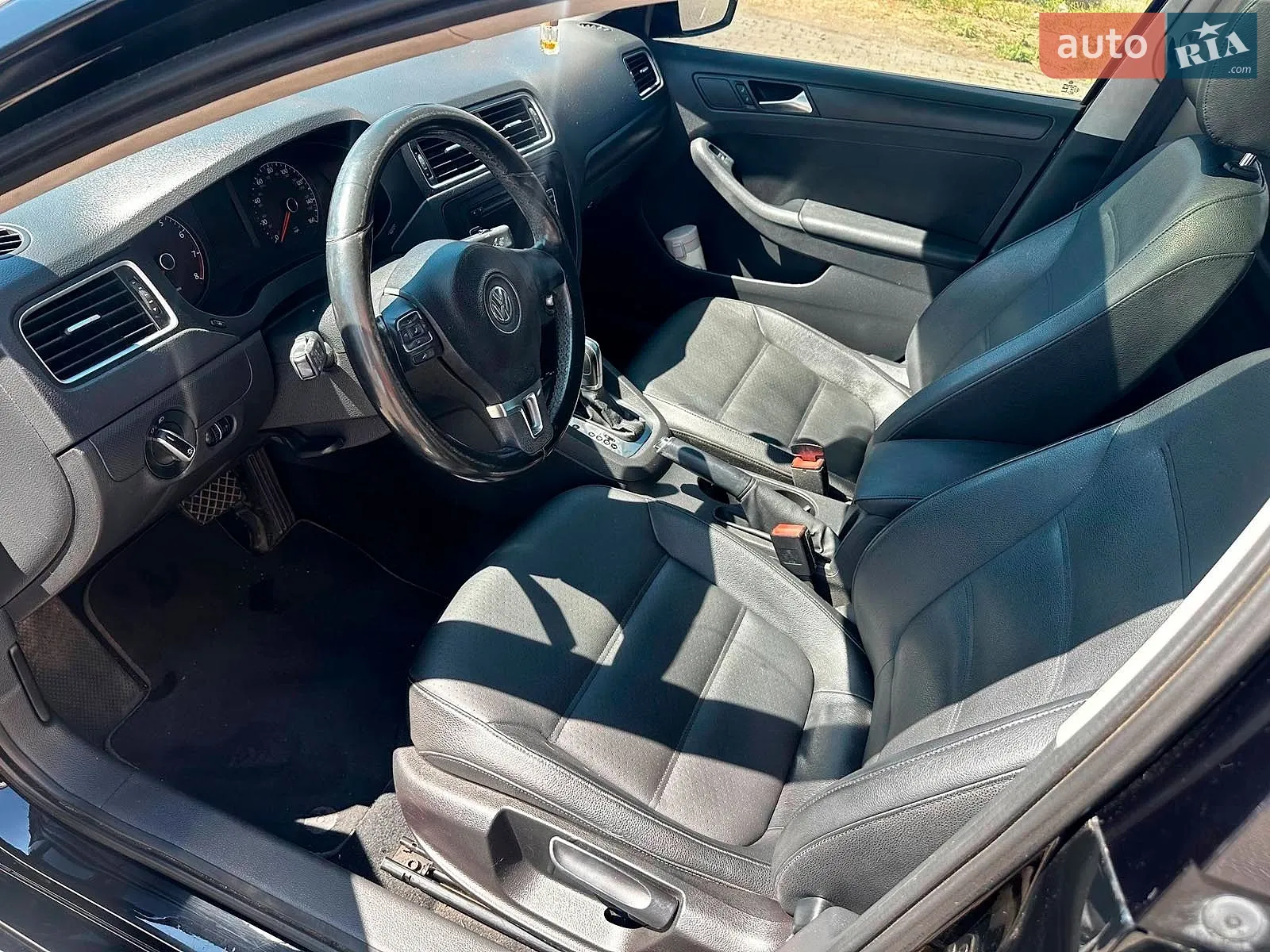 2010 Volkswagen Jetta - мініатюра 17