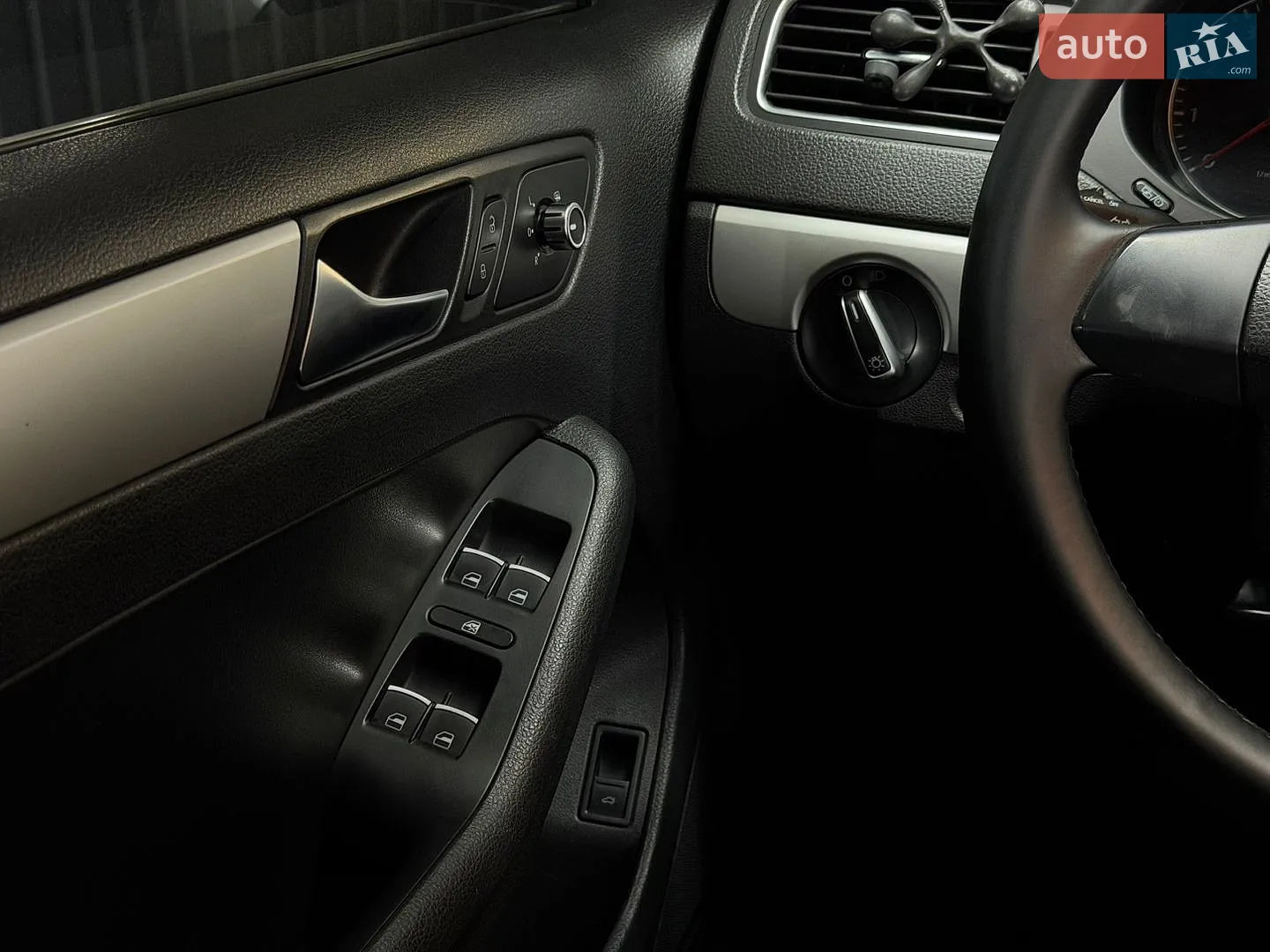 2013 Volkswagen Jetta - мініатюра 21