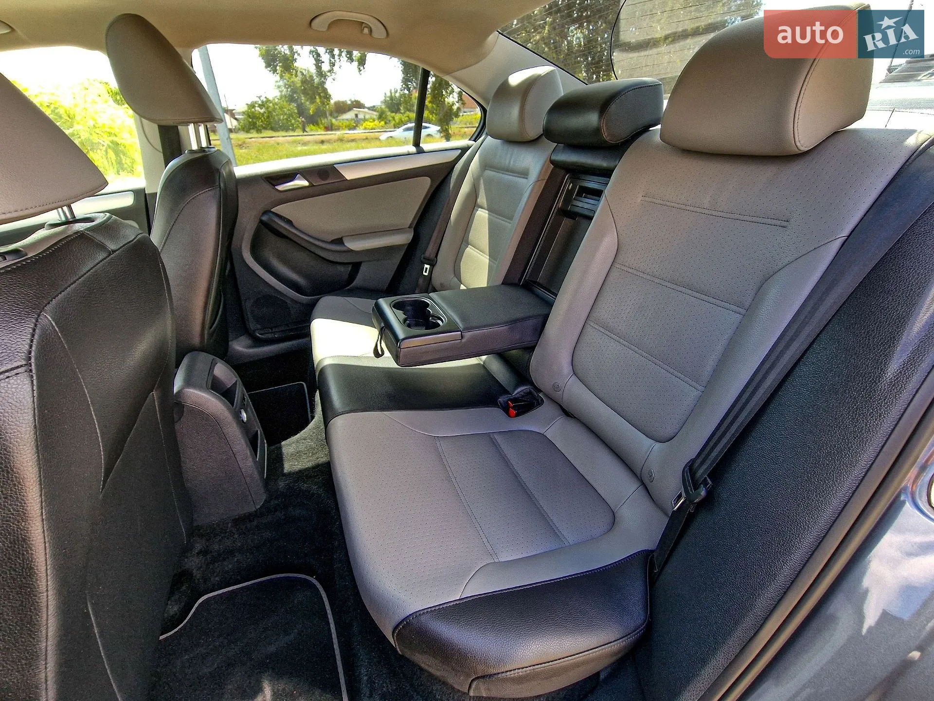 2012 Volkswagen Jetta - мініатюра 20