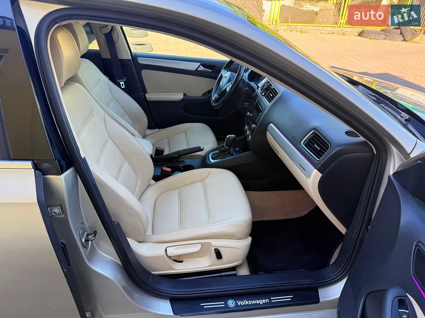 2012 Volkswagen Jetta - мініатюра 37