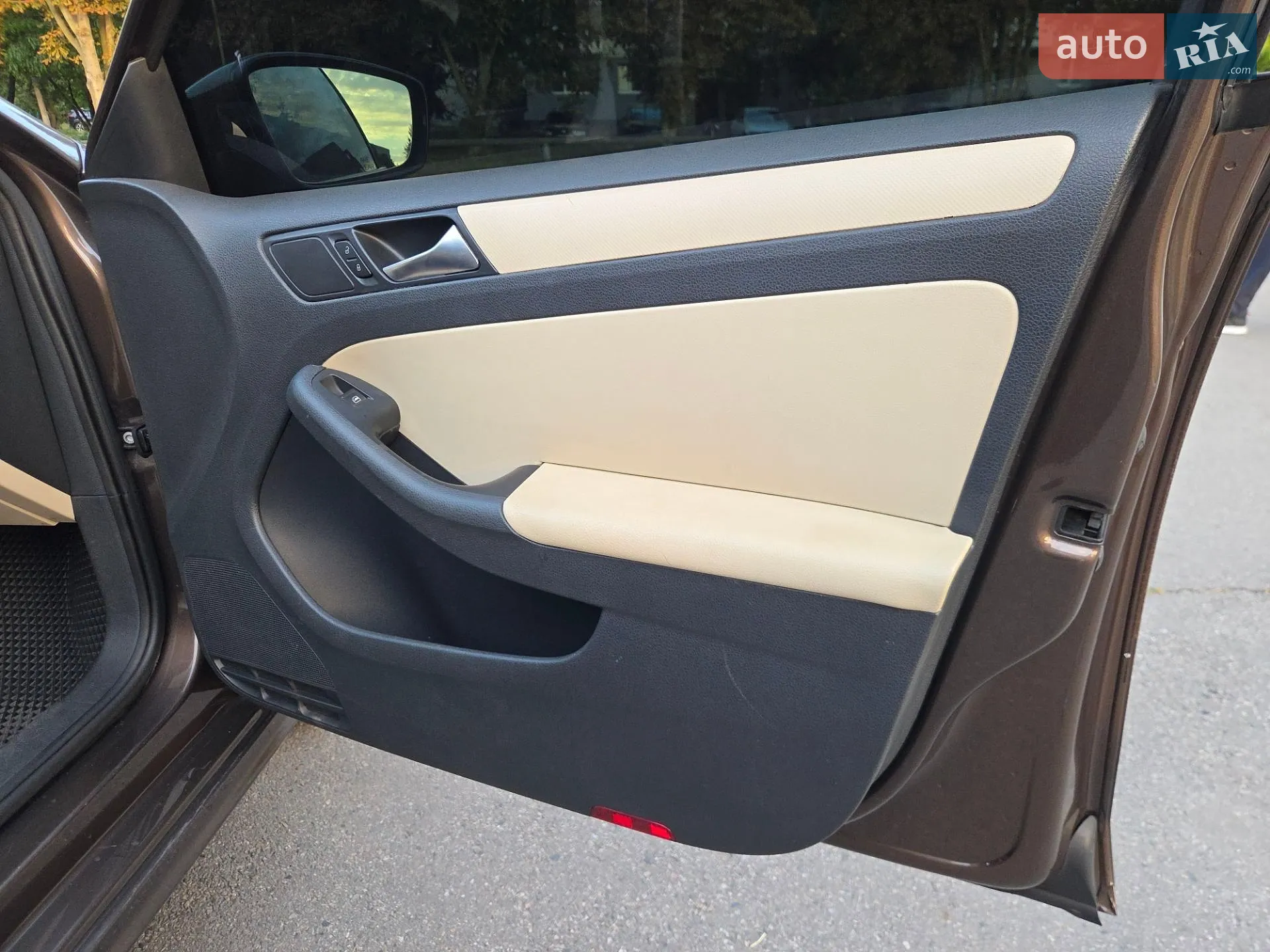 2012 Volkswagen Jetta - мініатюра 27
