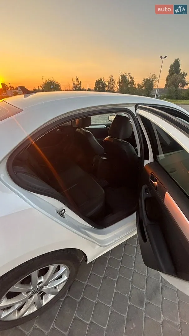 2013 Volkswagen Jetta - мініатюра 11