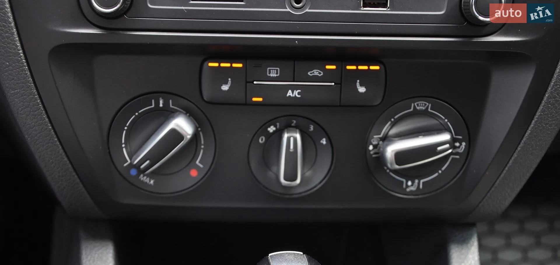 2015 Volkswagen Jetta - мініатюра 35