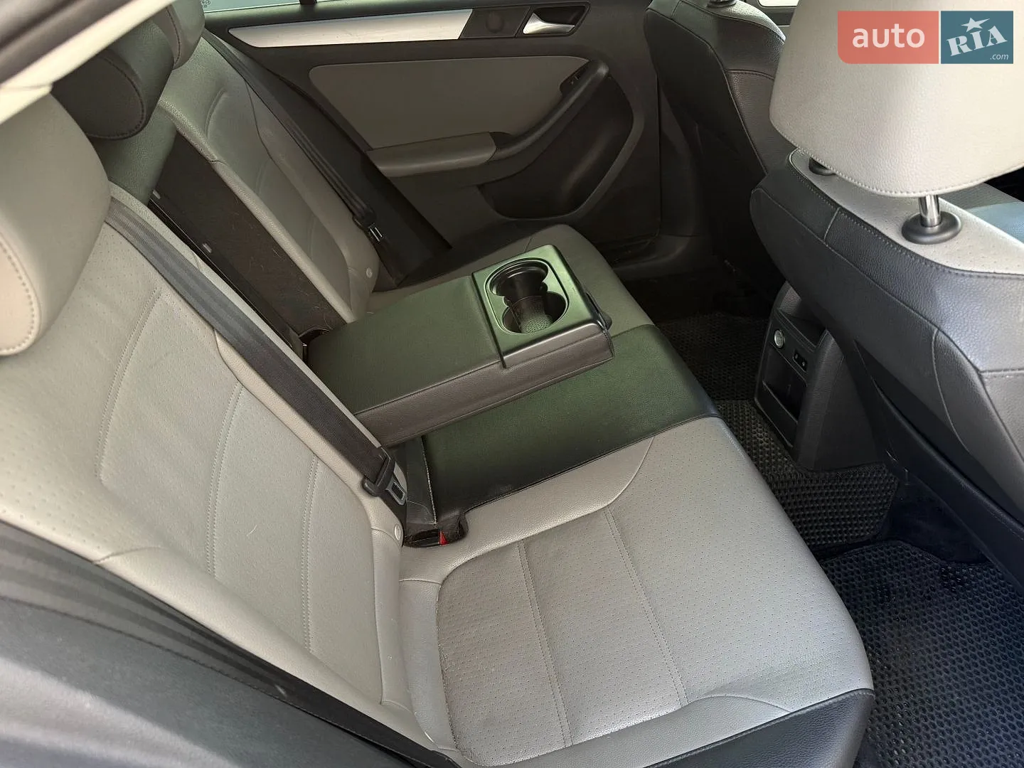 2013 Volkswagen Jetta - мініатюра 38