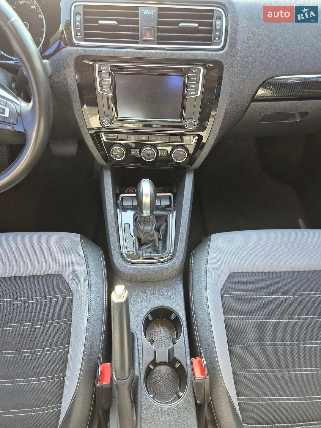 2016 Volkswagen Jetta - мініатюра 16