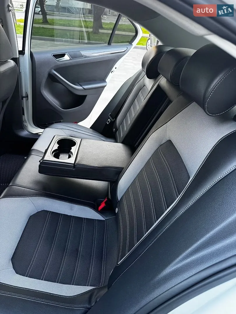 2016 Volkswagen Jetta - мініатюра 22