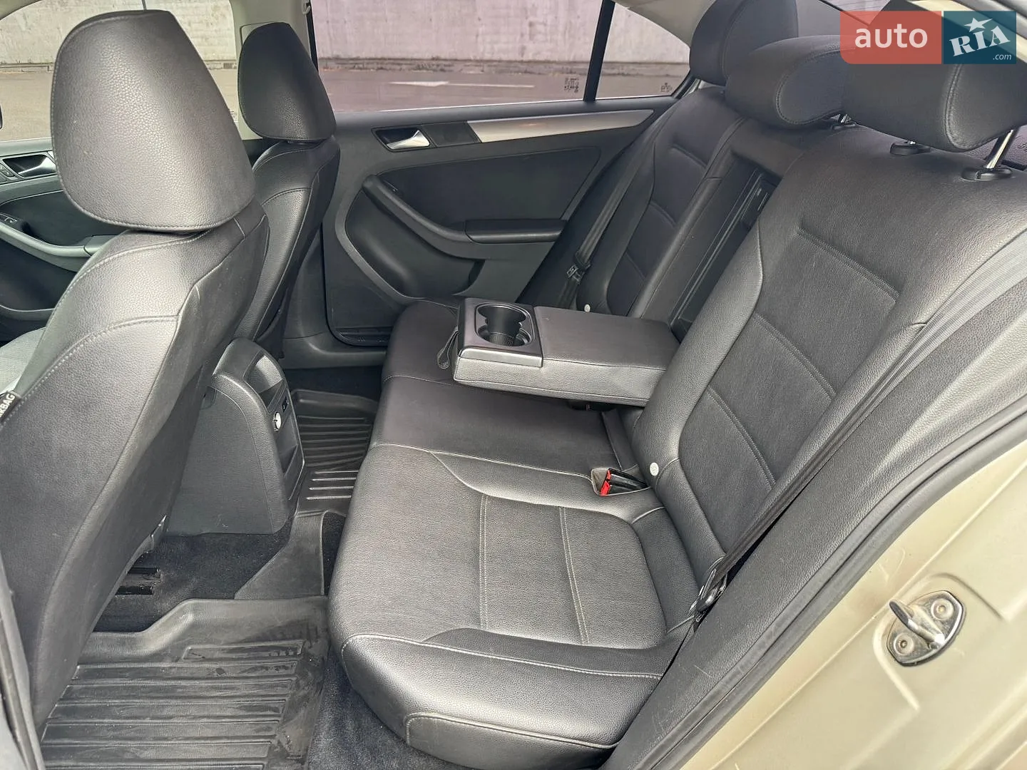 2012 Volkswagen Jetta - мініатюра 33