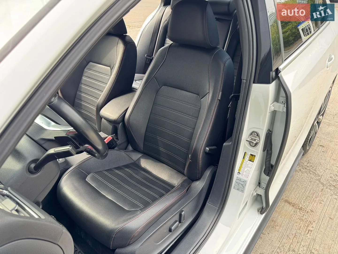 2017 Volkswagen Jetta - мініатюра 23
