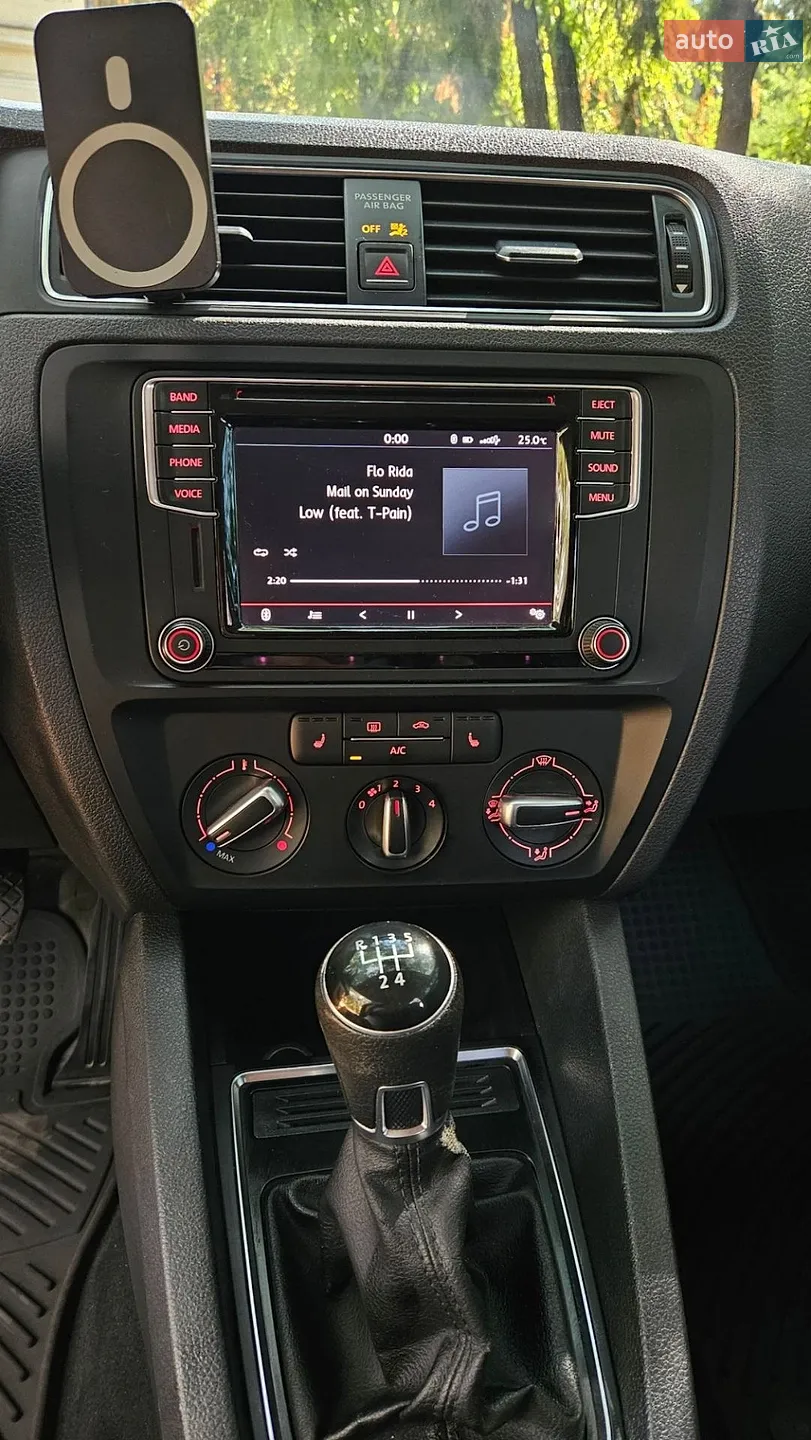 2017 Volkswagen Jetta - мініатюра 16