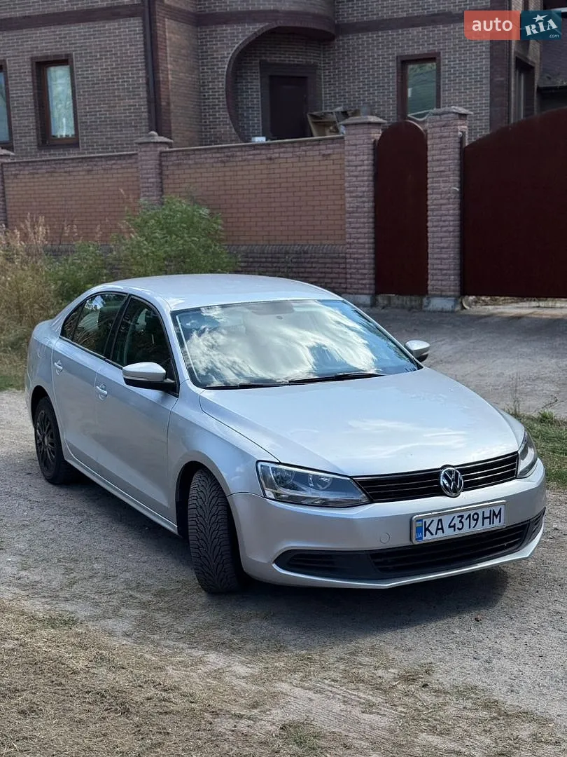 2010 Volkswagen Jetta - мініатюра 2
