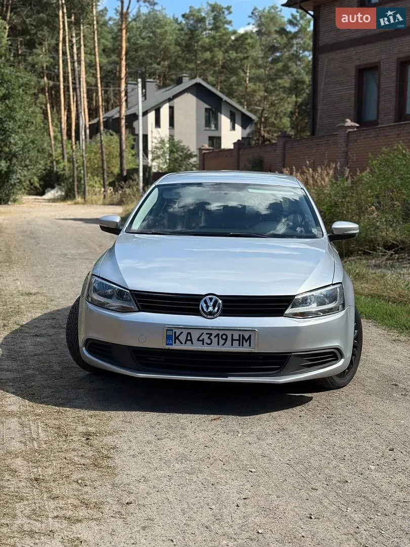 2010 Volkswagen Jetta - мініатюра 9