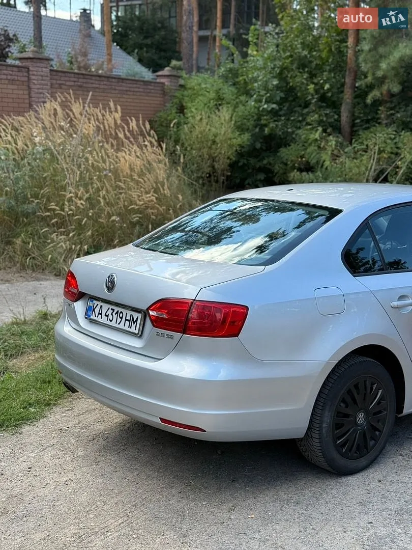 2010 Volkswagen Jetta - мініатюра 5