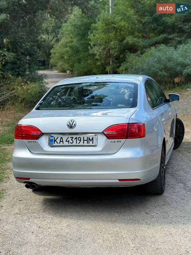 2010 Volkswagen Jetta - мініатюра 6