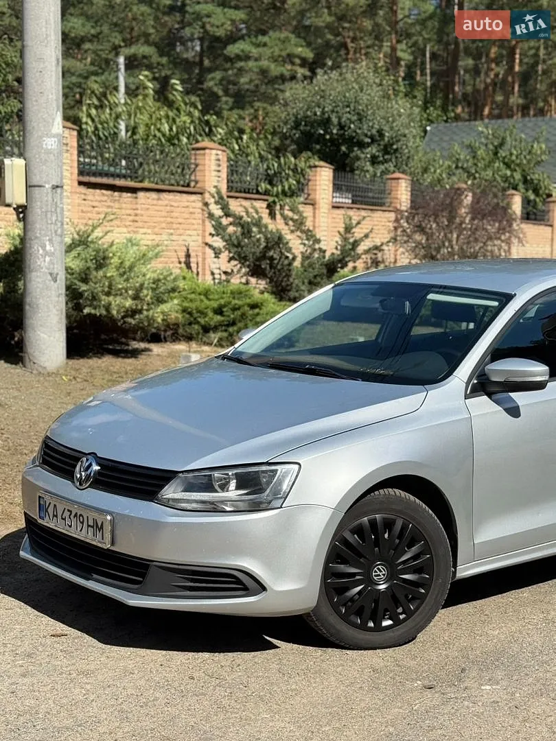 2010 Volkswagen Jetta - мініатюра 3